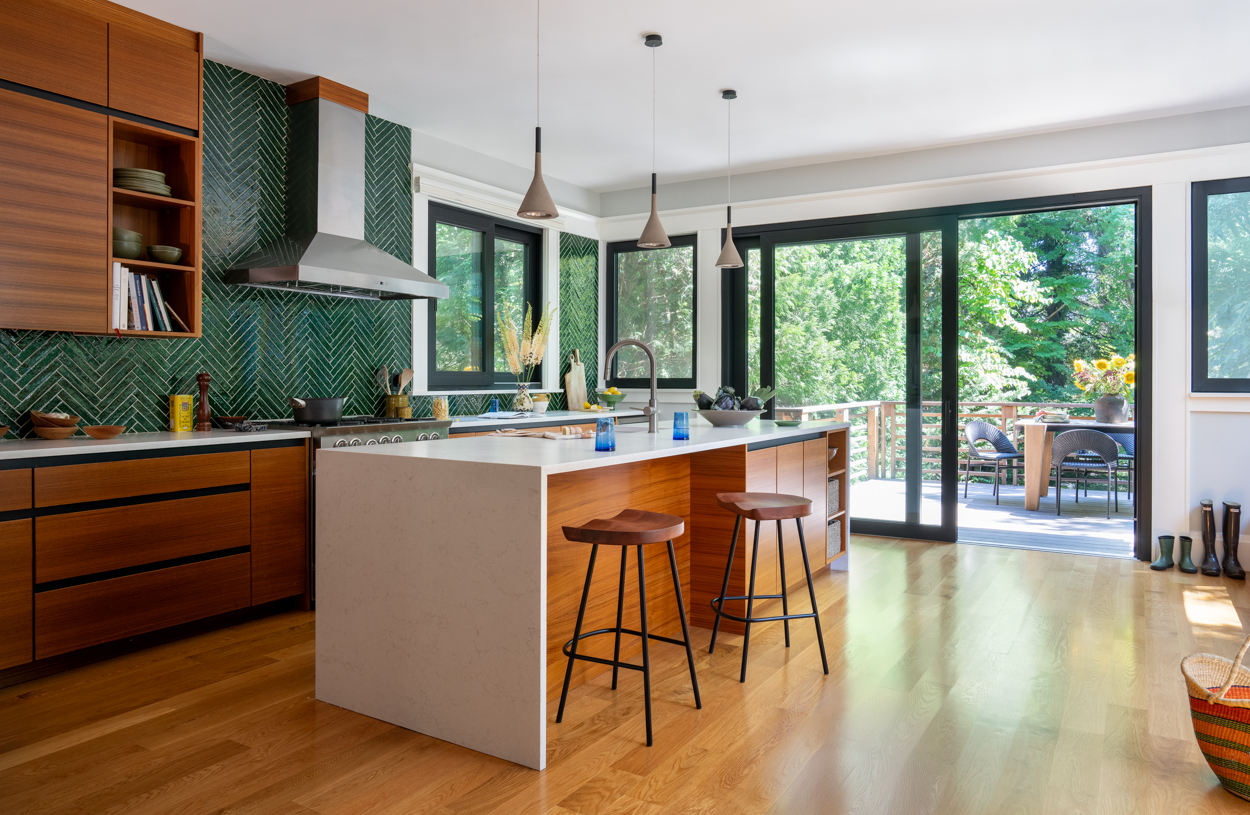 Observatory Hill Modern Victorian — detail